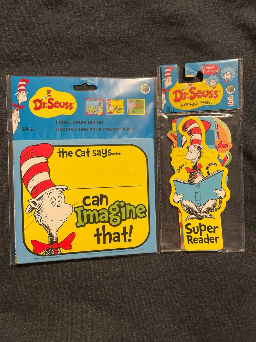Dr. Seuss Bulletin Board Decor 18 Piece Set of 3 Designs & 8 Bookmarks~ NEW